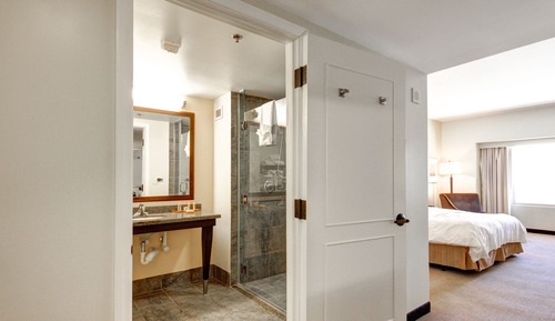 Deluxe Room, 1 King Bed