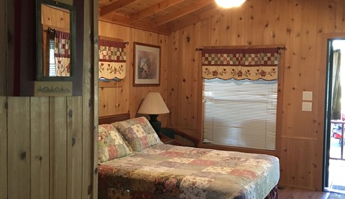 Cottage, 1 Queen Bed, Kitchenette