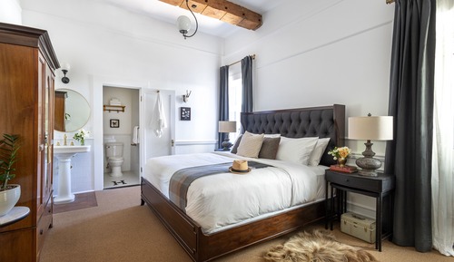 Deluxe Room, 1 King Bed (Holbrooke King)