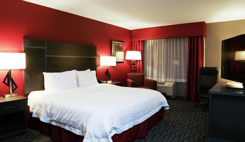 One King Bed, Non-Smoking, Accessible
