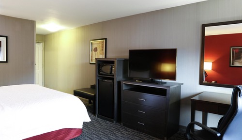 One king bed nonsmoking