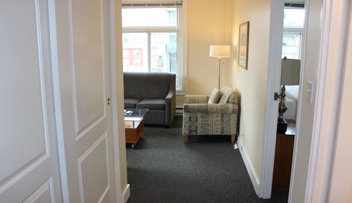Basic Apartment, 1 Queen Bed, Non Smoking