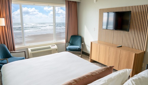Deluxe Room, 1 Queen Bed, Ocean View, Oceanfront