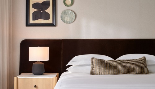 Room, 1 King Bed (Furnished Balcony)