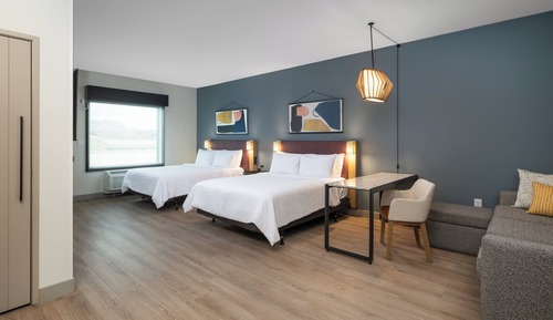 Studio Suite, 2 Queen Beds, Accessible Bathtub (Communications, Mobility)
