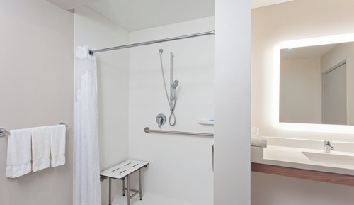 Standard Room, 2 Queen Beds, Accessible (Mobility, Roll-In Shower)
