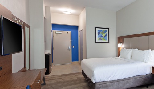 Standard Room, 1 King Bed