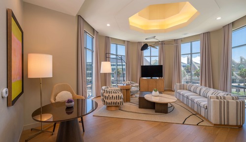 Presidential Loft Suite - 1 King