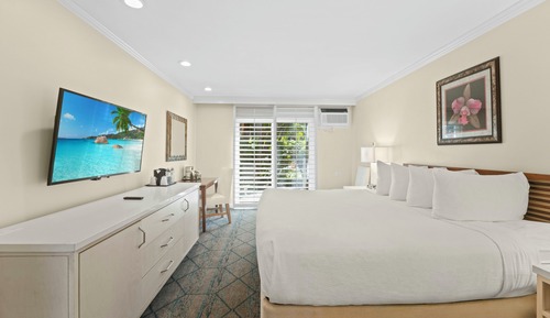 Standard Room, 1 King Bed, Lanai