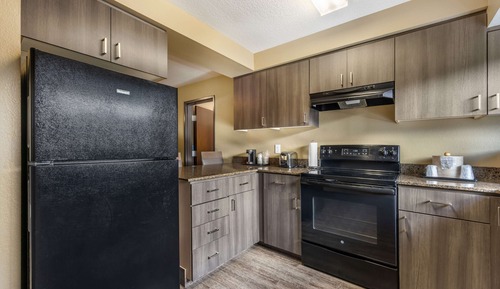 Suite, 1 King Bed, Non Smoking, Kitchen (Full Kitchen)