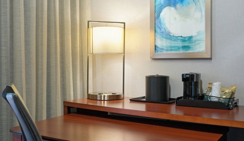 Room, 2 Queen Beds, Hearing Accessible (Accessible Bathtub)