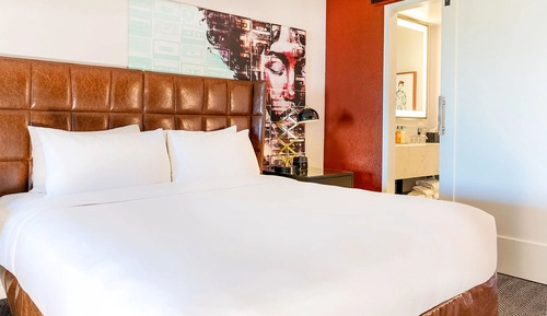 Premier Suite, 1 King Bed, Balcony