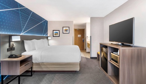 Standard Room, 1 King Bed, Non Smoking