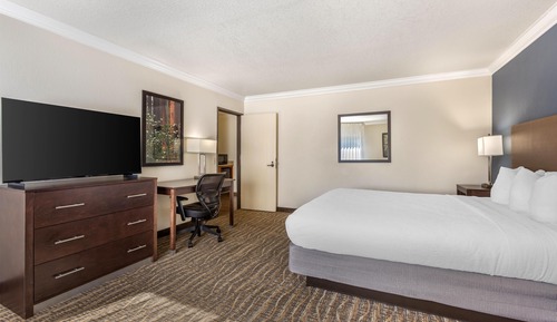 Suite, Multiple Beds, Non Smoking, Refrigerator & Microwave