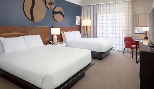 Room, 2 Queen Beds, Patio (Fire Pit)