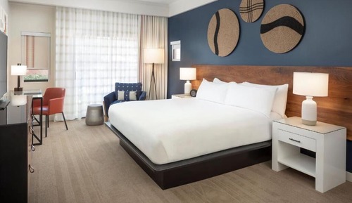 Room, 1 King Bed, Patio (Fire Pit)