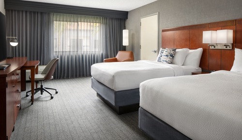Room, 2 Double Beds (Mobility/Hearing Access, Roll-In Shwr)
