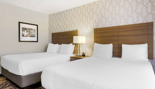 Standard Room, 2 Queen Beds, Balcony, City View