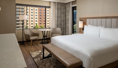 Room, 1 King Bed, Balcony
