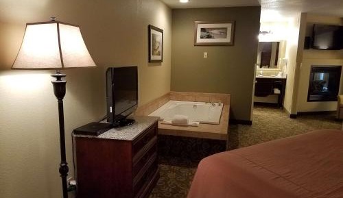 King Suite with Sofa Bed