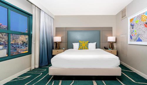 King Suite with City View