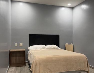 Queen Room - Disability Access