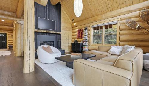 Four-Bedroom Vacation Home