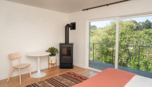 Deluxe Double Room with Balcony and Sea View