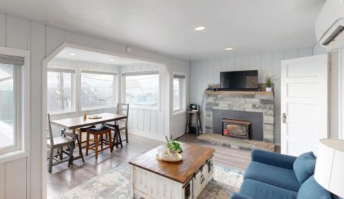 Two Bedroom Holiday Home