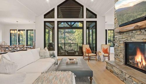 Four-Bedroom Vacation Home