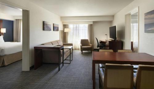 Two-Bedroom King Suite