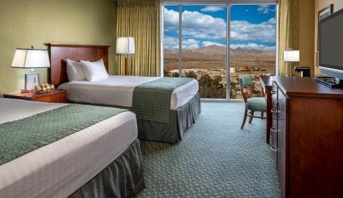 Panorama Room - 2 Queen Beds