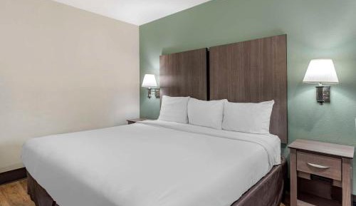 King Room - Accessible/Non-Smoking