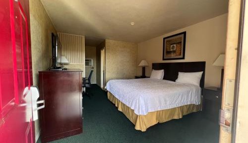 Standard King Room
