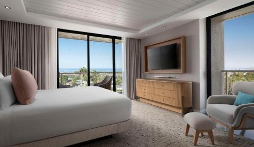 King Suite with Ocean View