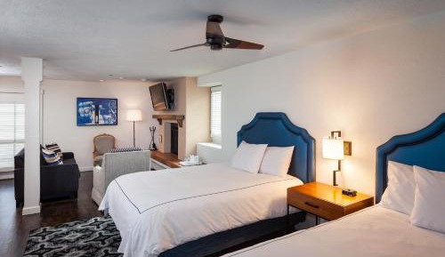 Luxury Junior Suite with Two Double Beds