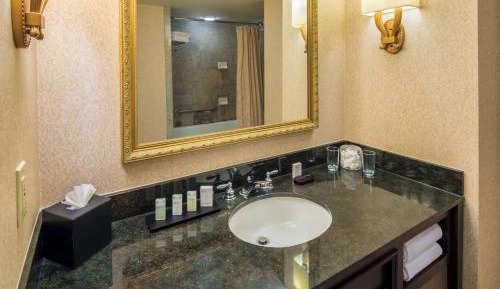 King Suite - High Floor