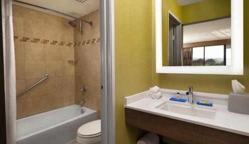 Standard Double Room with Two Double Beds