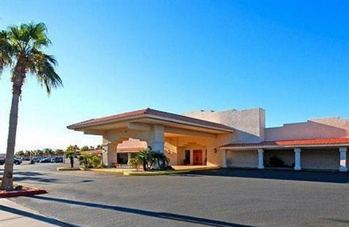 Lake Havasu City Hotel | Quality Inn & Suites Lake Havasu City