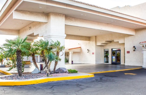 Lake Havasu City Hotel | Quality Inn & Suites Lake Havasu City