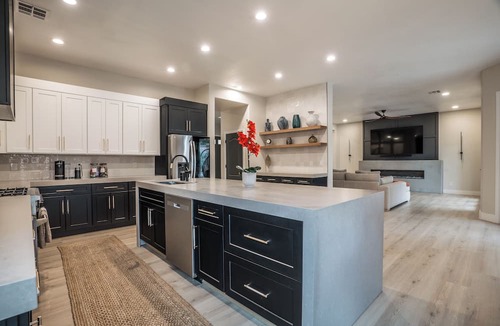 Silverado Ranch Villa | Lux CLOSE TO STRIP! Hot Tub/ Heated Pool/ Game RM!
