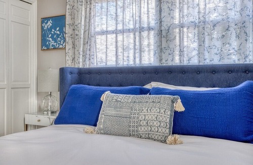 Monmouth House | Orchard Oasis - Family Getaway, Pet Friendly