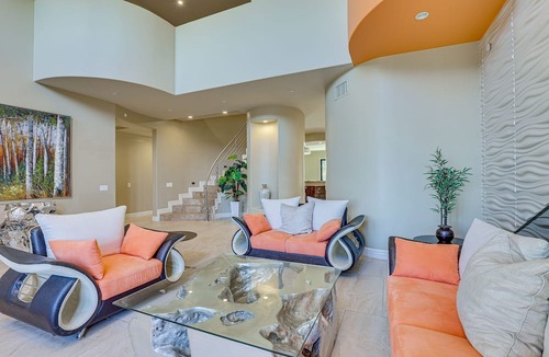 Leucadia Cottage | Luxury Beach House in Encinitas w/ Saltwater Pool!