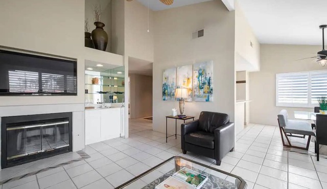 LC1: Charming 3-bedroom house with WiFi, AC in nice La Conner