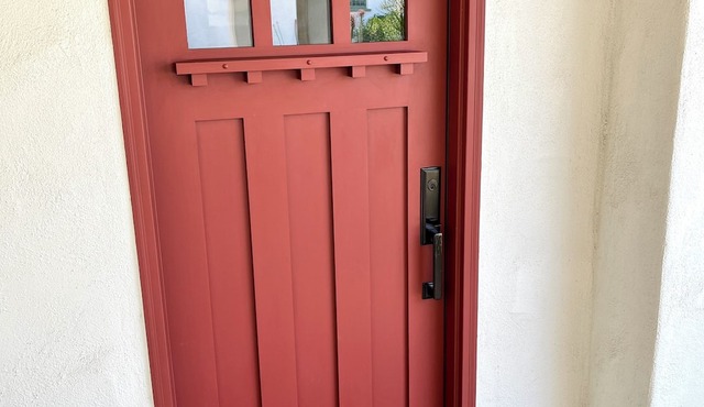 Comfy guest house with AC in sunny North Hollywood!